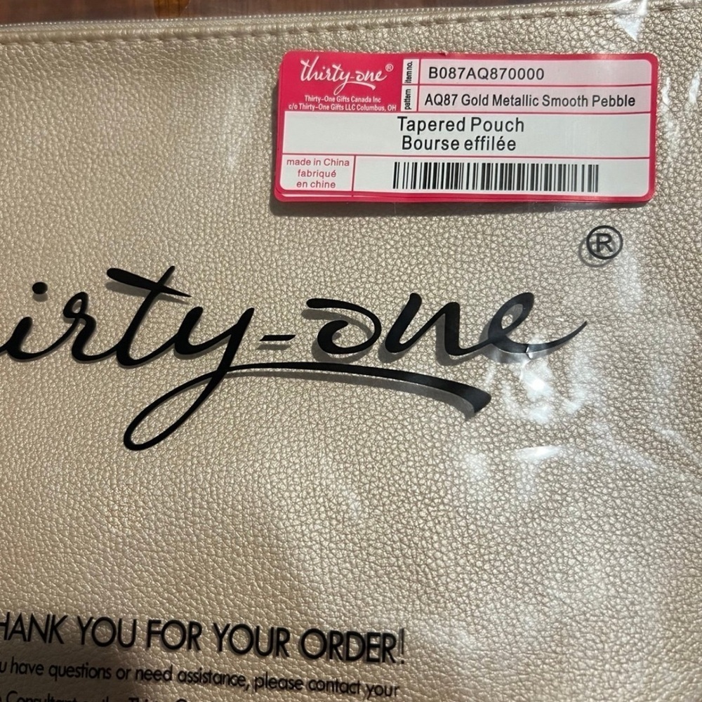 Thirty One Tapered Pouch - Picture 6 of 6